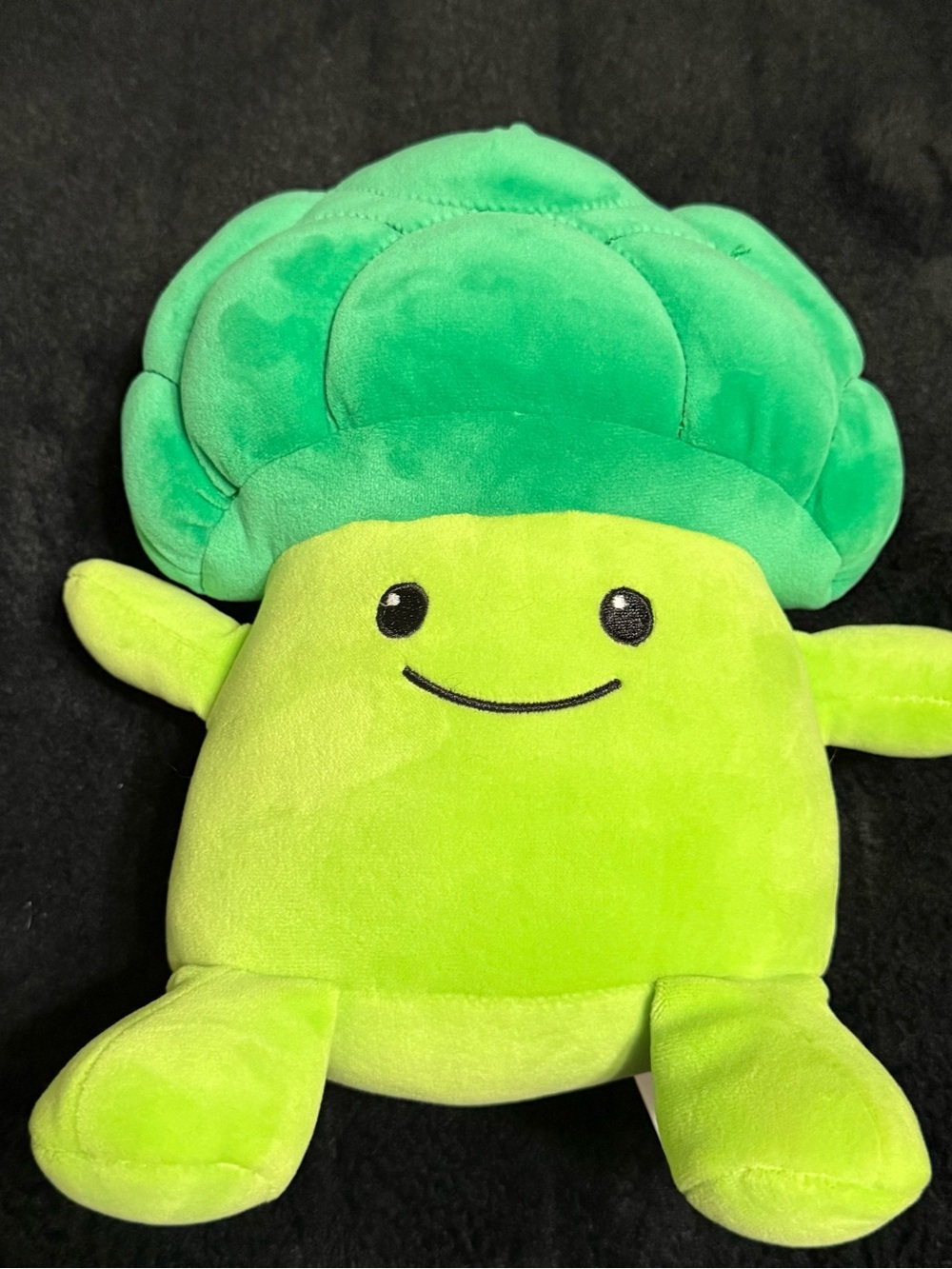 Dan Dee Broccoli Plush Stuffed Vegetable Toy Green Kawaii Smiling Plushie